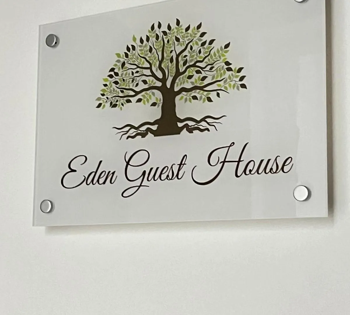קטאניה Eden Guest House בית נופש